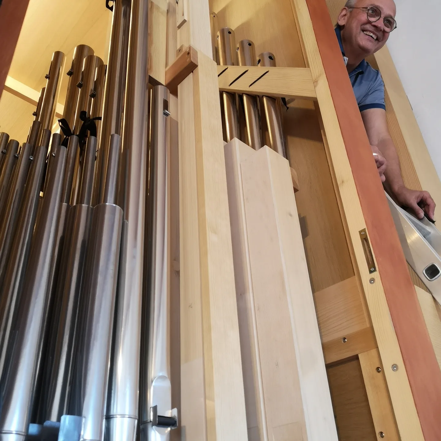 Thomas in der Orgel.jpg